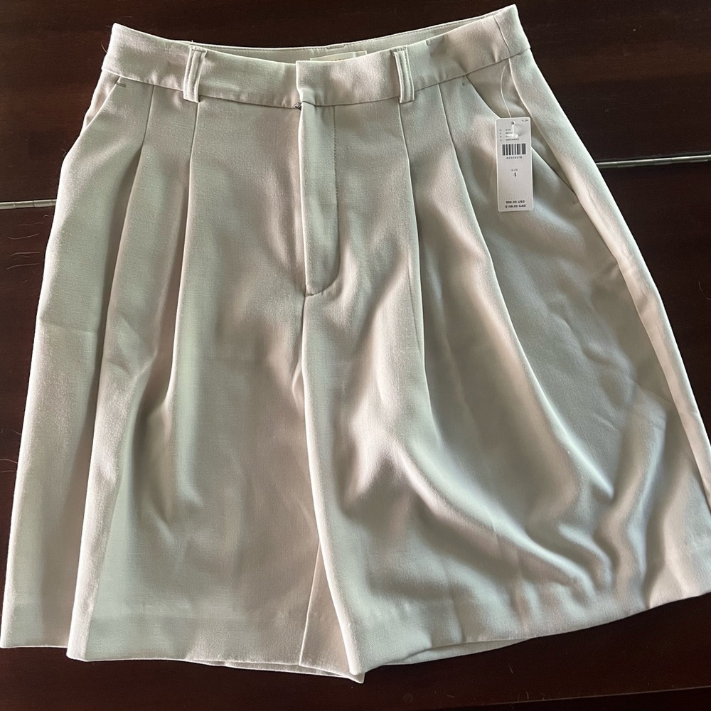 Maeve Cream Women's Bermuda Shorts